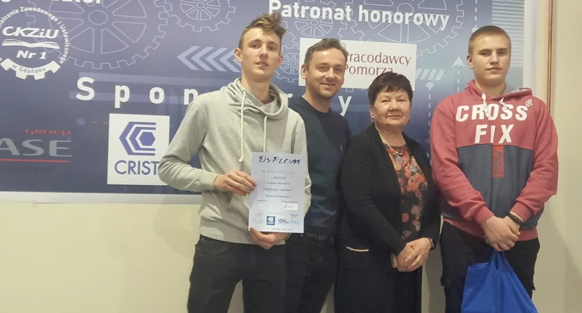 Jakub Różek (z lewej)