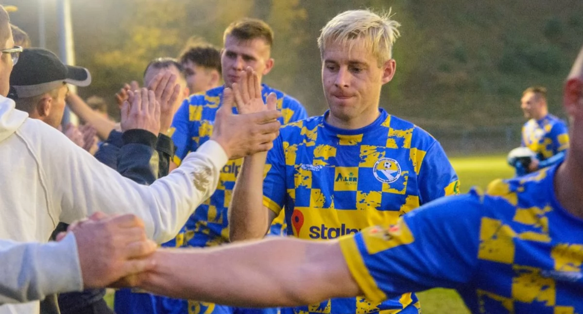 Foto: Kurier Bytowski. 33-letni Dawid Wdowczyk, kapitan GTS, zdobył jesienią 6 z 13 goli swojej drużyny.