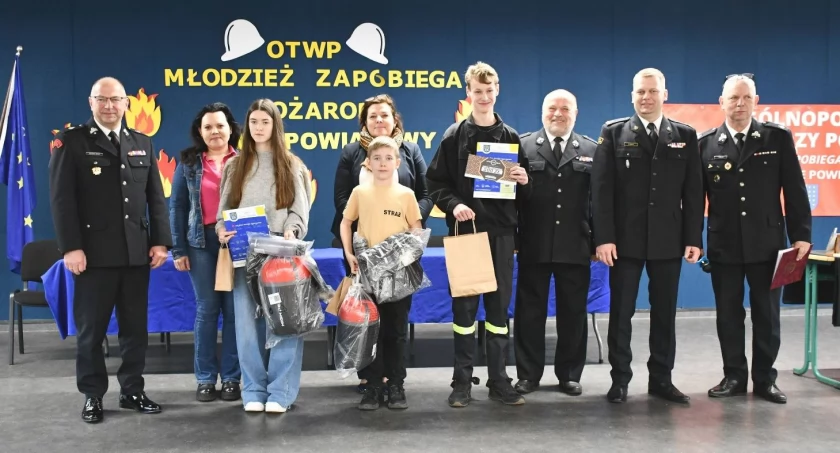 W Czarnej Dąbrówce odbyły się eliminacje powiatowe Ogólnopolskiego Turnieju Wiedzy Pożarniczej.