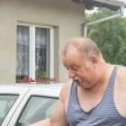 - Braki w kranie powtarzają się każdego roku, jak tylko przyjdzie ciepło. Ciągnie się...