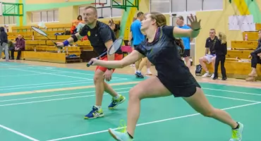 Badminton. Rodzinne rakiety i nocny turniej dla amatorów