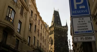 Podróż autem do Czech po raz pierwszy – praktyczne informacje dla turystów