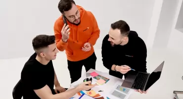 Trendy w branży dmuchanych atrakcji na 2026 rok. Co proponują producenci dmuchańców i na co stawiają firmy eventowe?