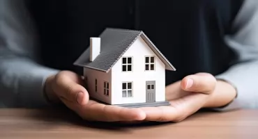 Co oznacza obowiązek on‑grid przy instalacji PV i dlaczego off‑grid nie jest dotowany?